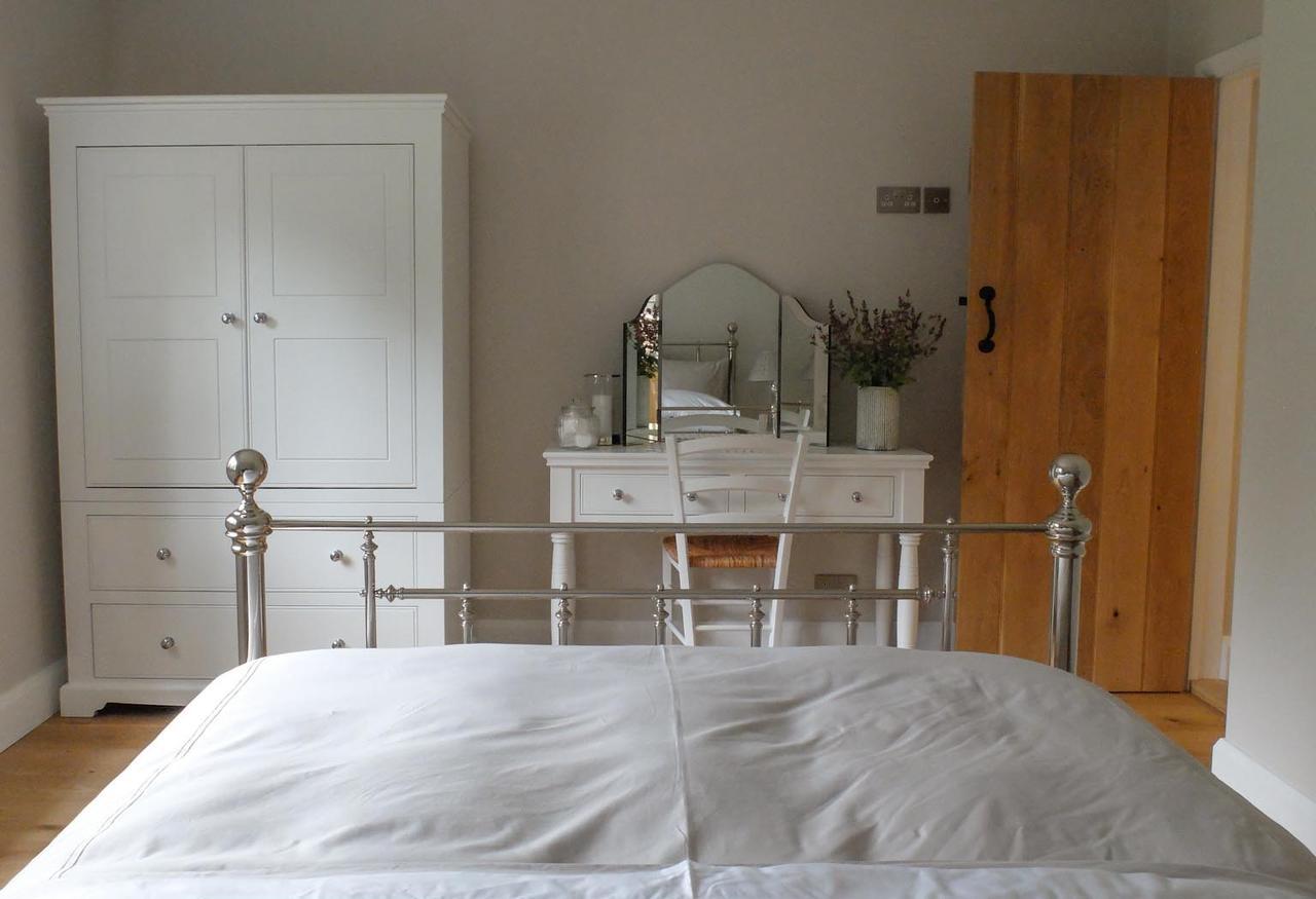הולט Pippin Heath House B&B מראה חיצוני תמונה